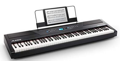 Alesis Recital Pro - Pianoforte Digitale 88 Tasti Pesati / Pianola con Casse Integrate da 20 W, Presa Cuffie, 12 Suoni, Alimentatore e Lezioni Online